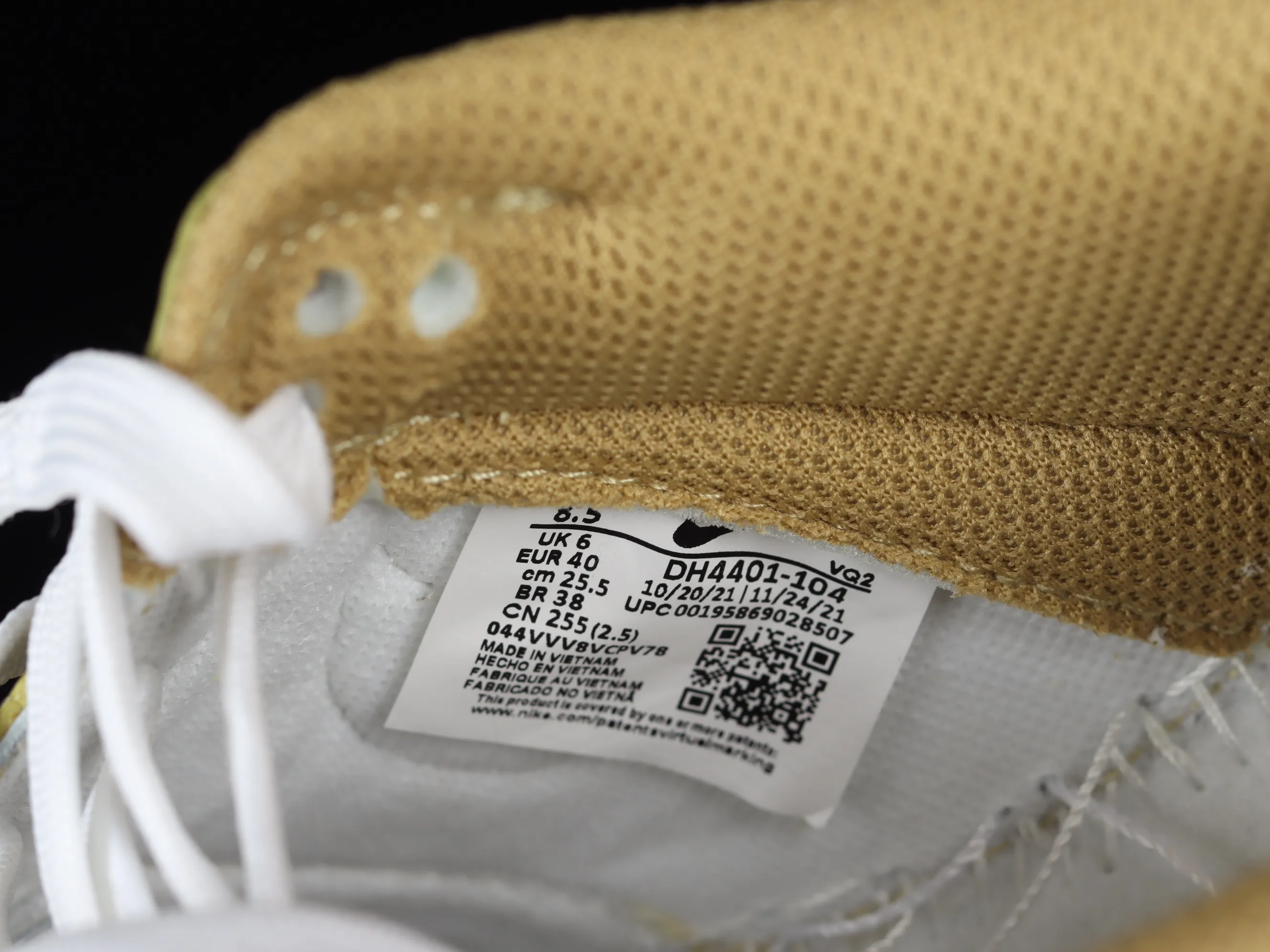 All Categories Nk SB Dunk Series Nk SB Dunk Low Low-top sneakers J version Nk Dunk Low ESS "Barley Paisley" Avocado green Cashew flower SB low-top sports and leisure sneakers DH4401-104